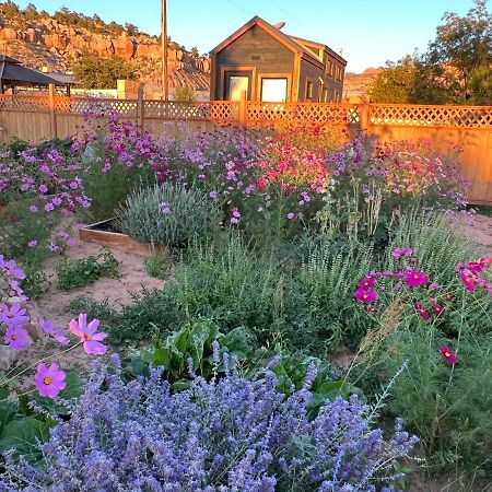 Atlantis Garden Tiny HomeHildale エクステリア 写真
