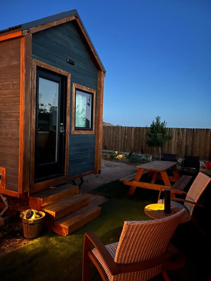Atlantis Garden Tiny HomeHildale エクステリア 写真